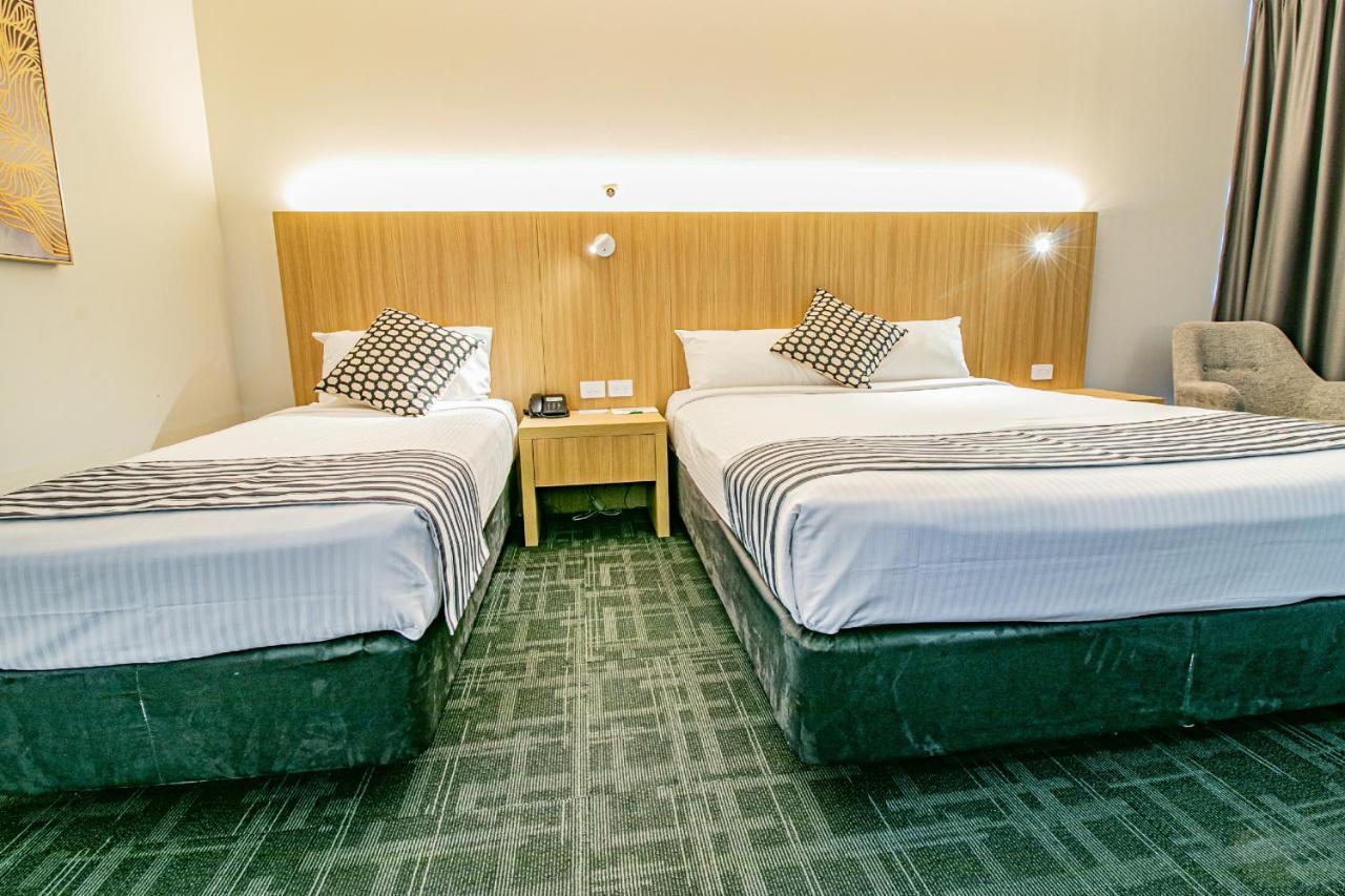 Absolute Beachfront Opal Cove Resort Korora Экстерьер фото