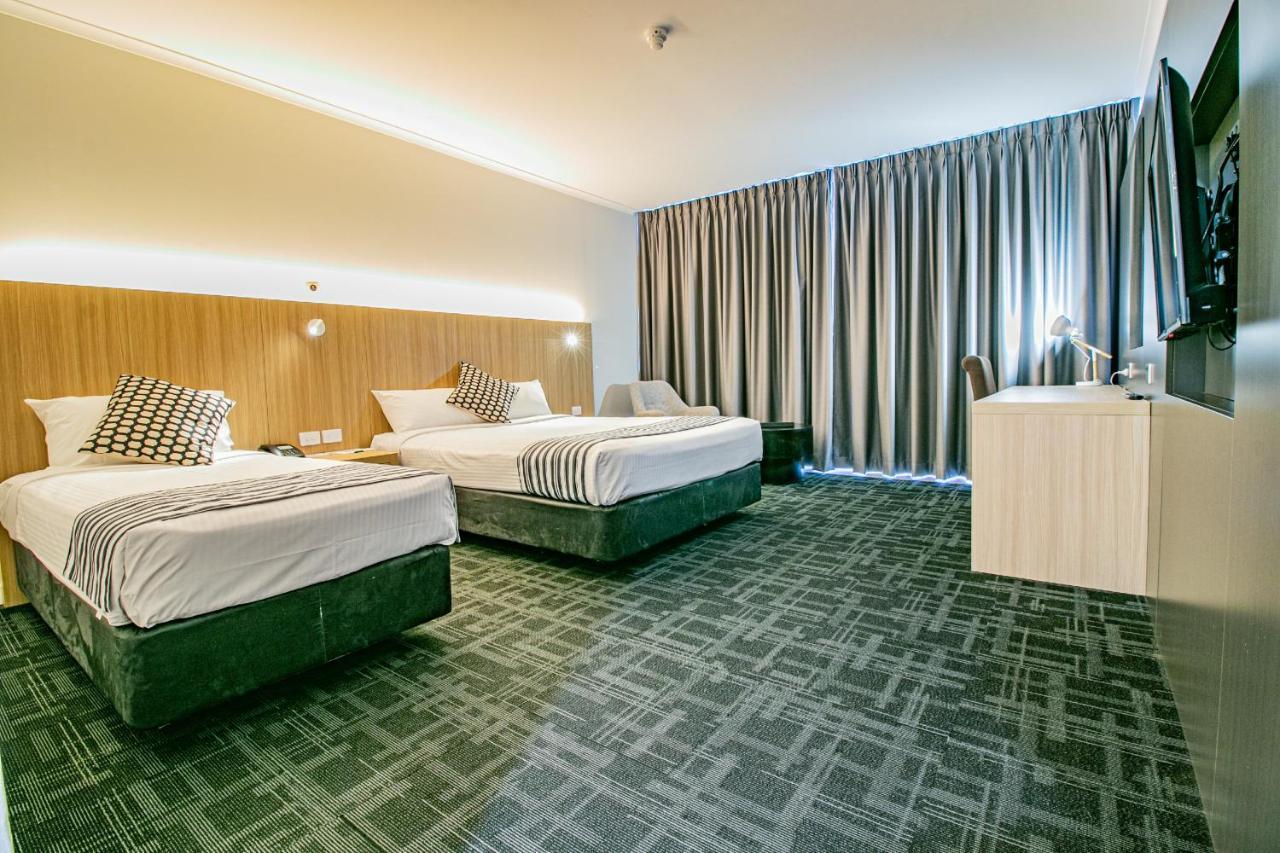 Absolute Beachfront Opal Cove Resort Korora Экстерьер фото