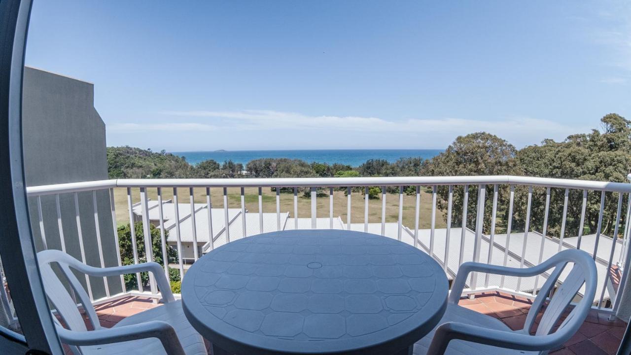 Absolute Beachfront Opal Cove Resort Korora Экстерьер фото