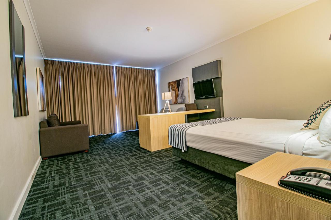Absolute Beachfront Opal Cove Resort Korora Экстерьер фото