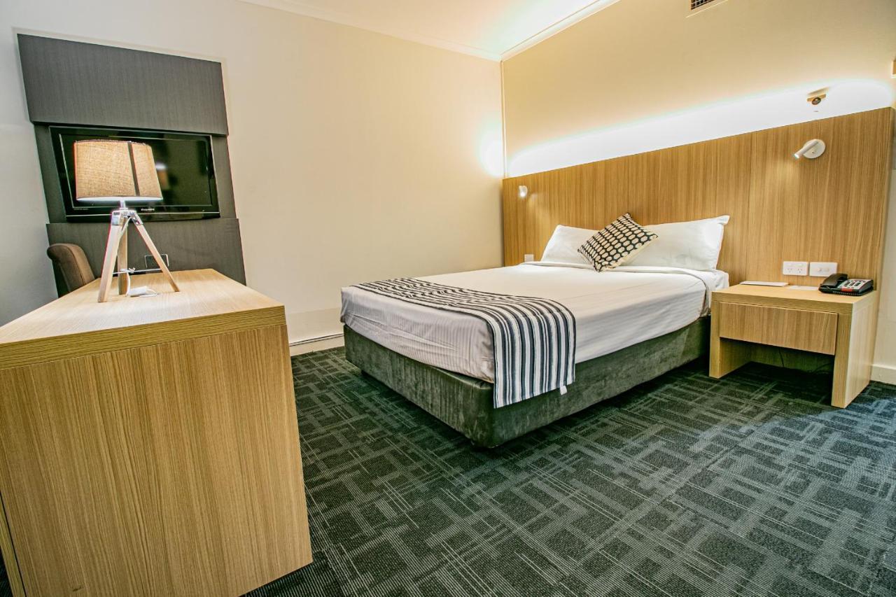 Absolute Beachfront Opal Cove Resort Korora Экстерьер фото