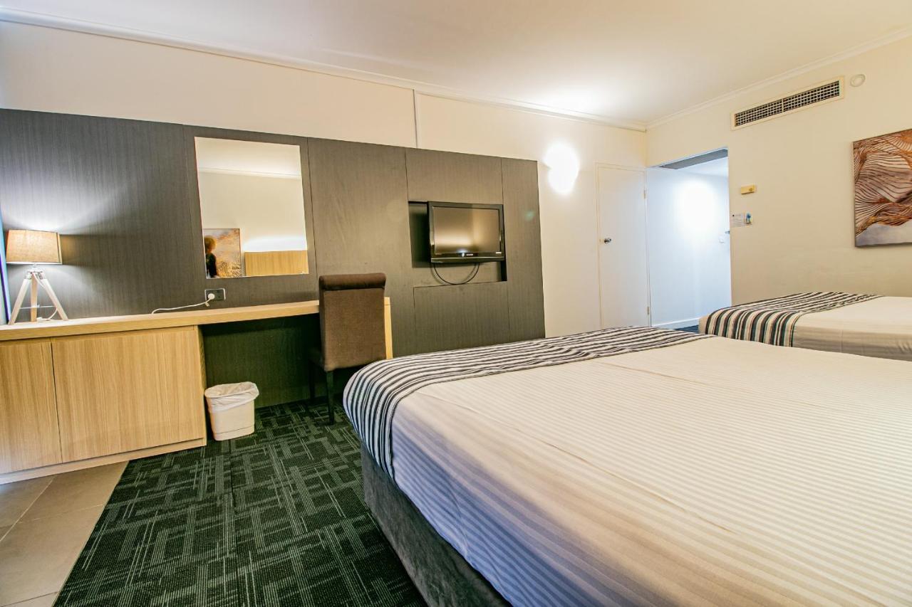 Absolute Beachfront Opal Cove Resort Korora Экстерьер фото