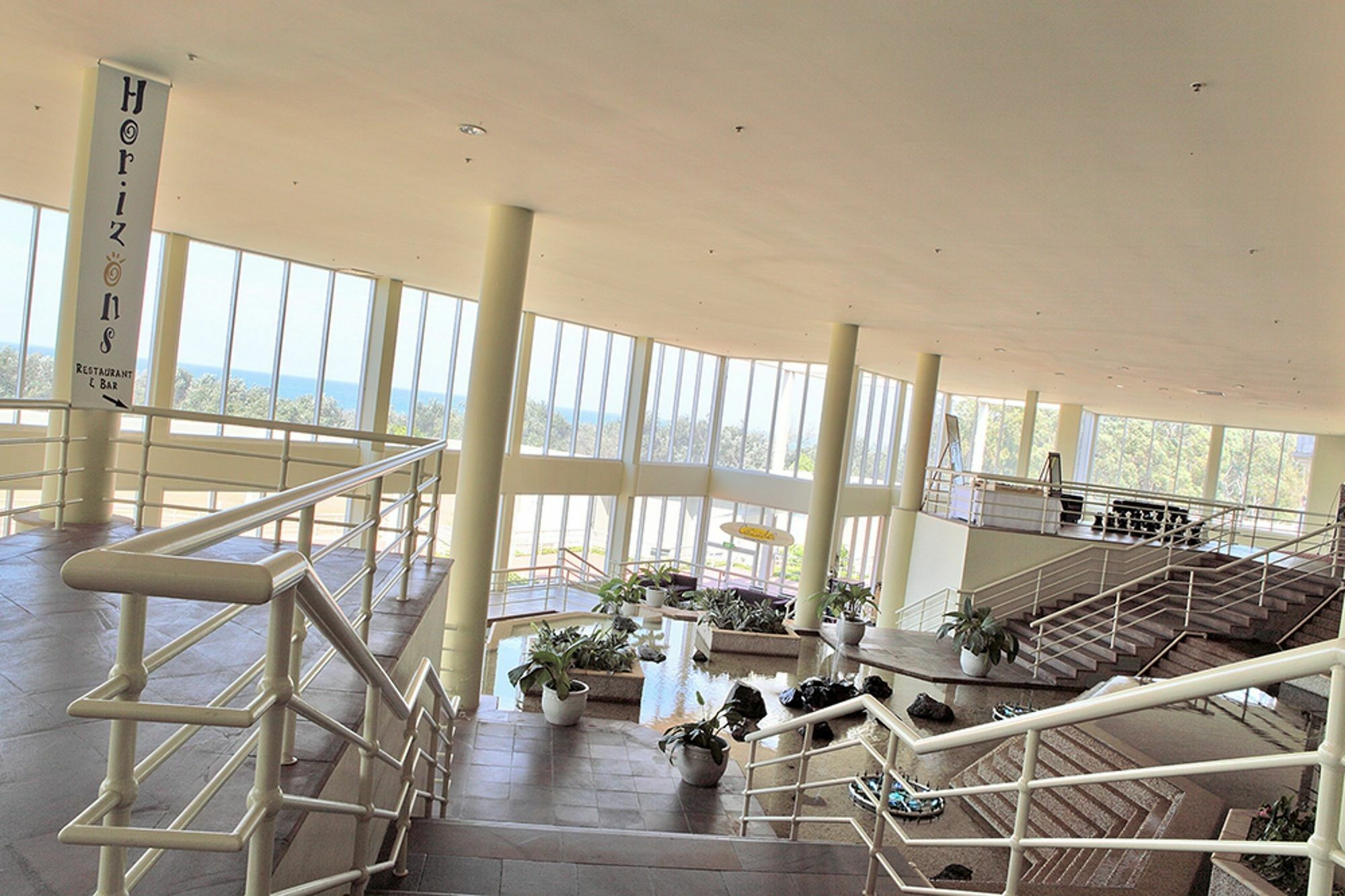 Absolute Beachfront Opal Cove Resort Korora Экстерьер фото